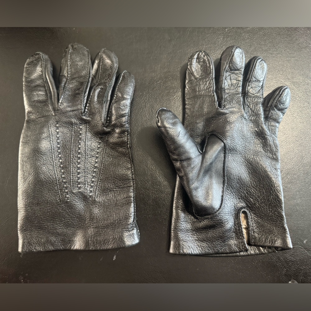 Dior Unlined Black Leather Gloves